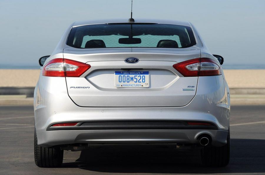  Ford Fusion 2013 года  (US) (фото 108 из 202)